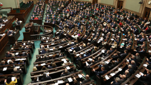 Sejm wyraził zgodę na ratyfikację konwencji antyprzemocowej. "Hańba, hańba"